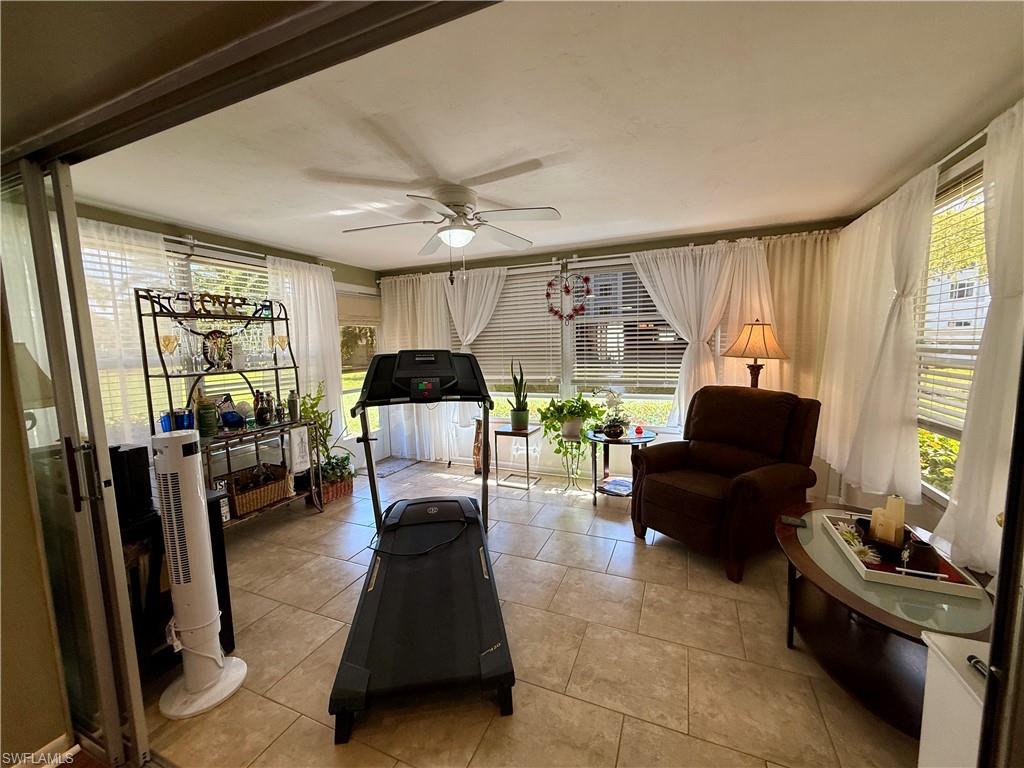 MYERLEE ESQUIRE COURTS CONDO - Residential