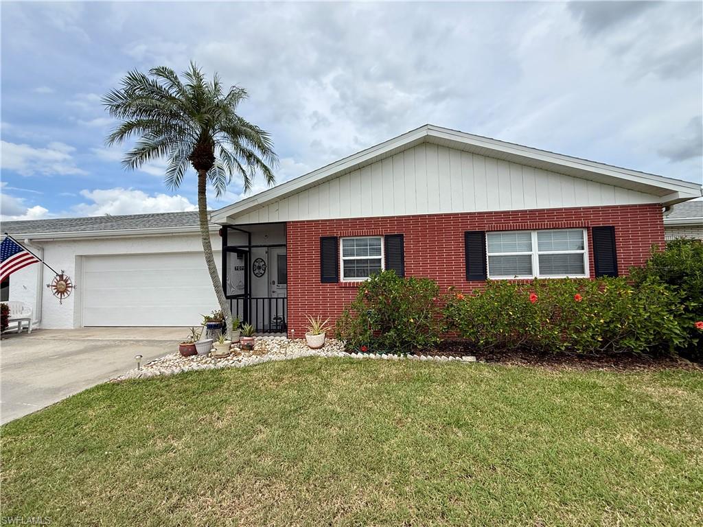 MYERLEE ESQUIRE COURTS CONDO - Residential