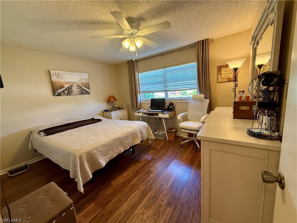 MYERLEE ESQUIRE COURTS CONDO - Residential