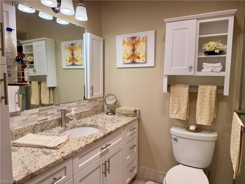 MYERLEE ESQUIRE COURTS CONDO - Residential