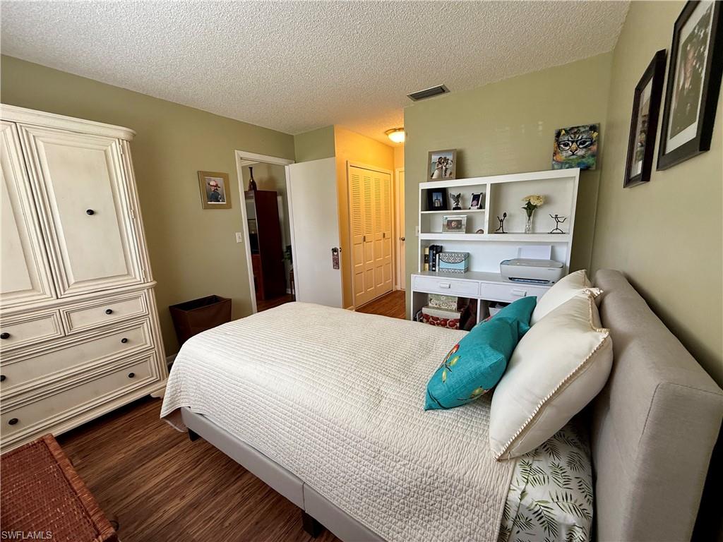 MYERLEE ESQUIRE COURTS CONDO - Residential