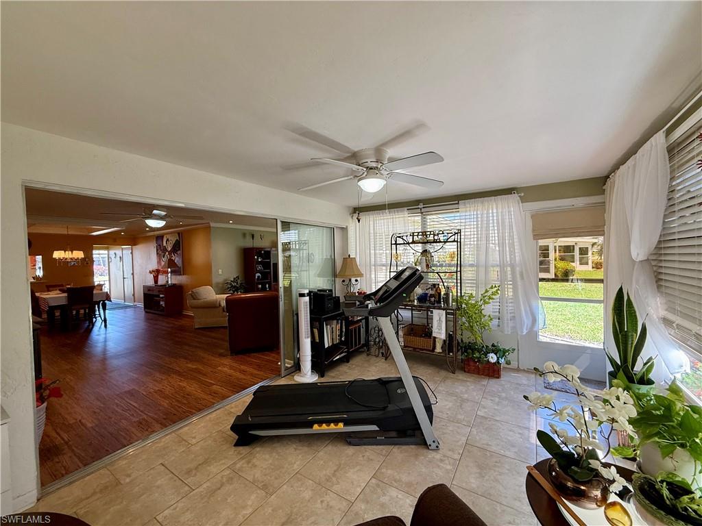 MYERLEE ESQUIRE COURTS CONDO - Residential