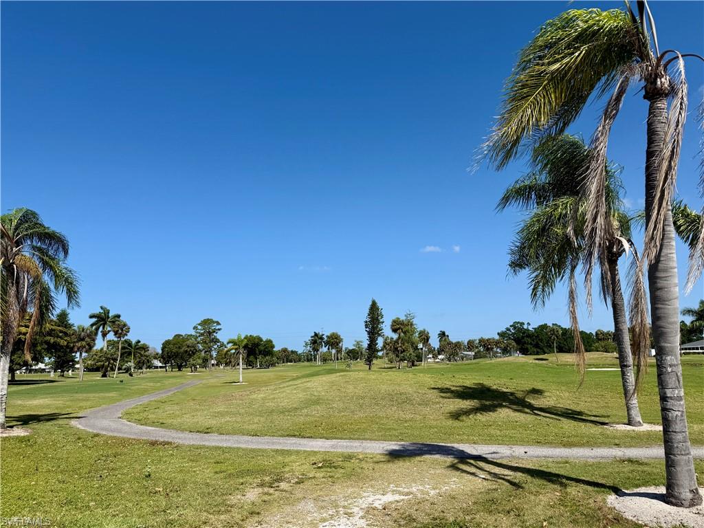 MYERLEE ESQUIRE COURTS CONDO - Residential