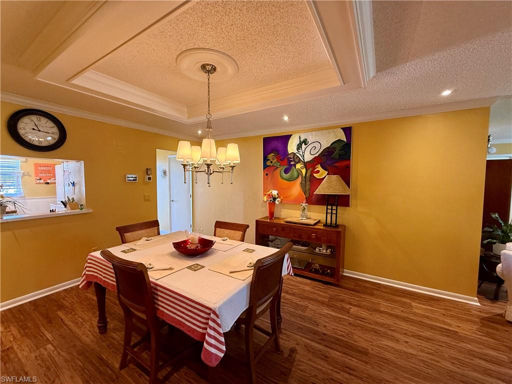 MYERLEE ESQUIRE COURTS CONDO - Residential