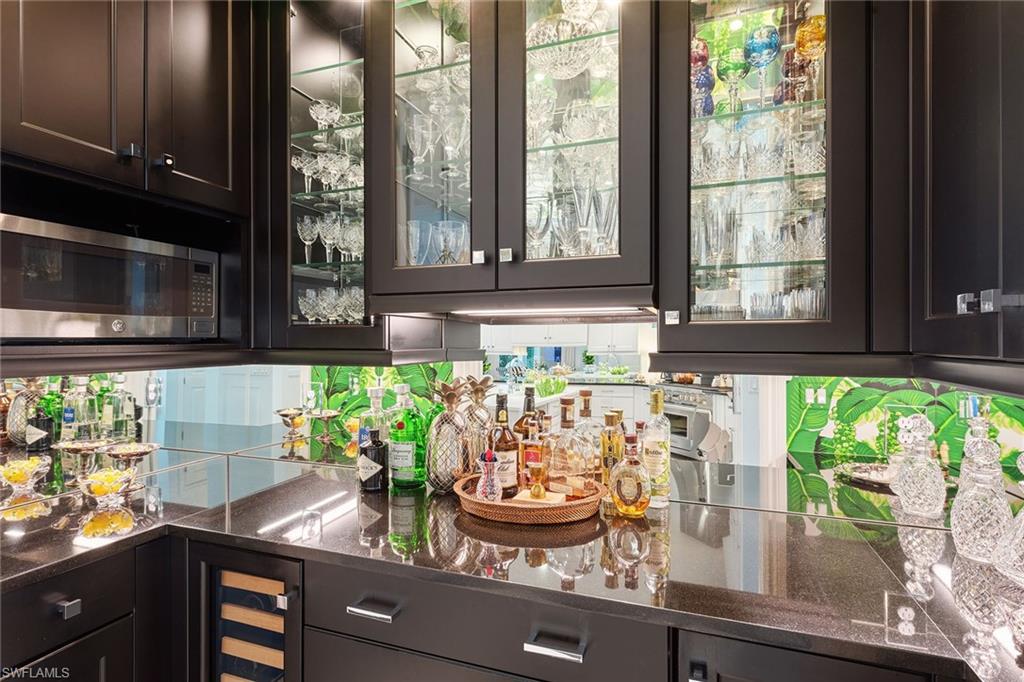 MAHOGANY BEND - Residential