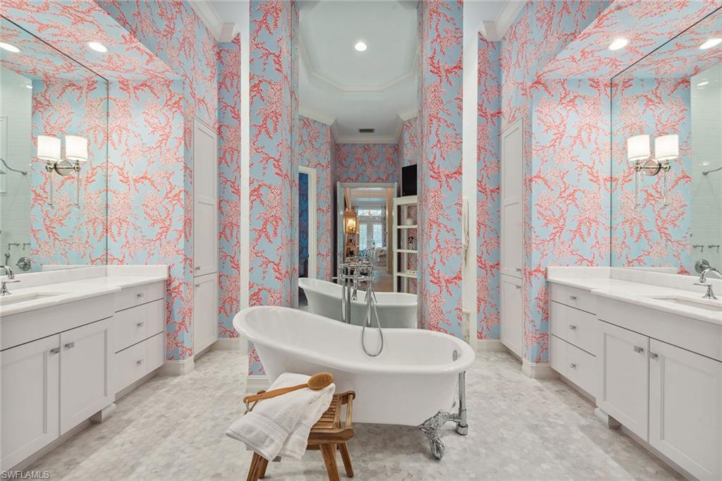 MAHOGANY BEND - Residential