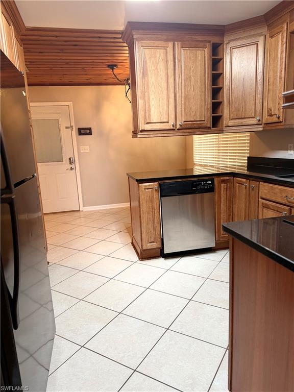 NOT APPLICABLE - Residential Lease