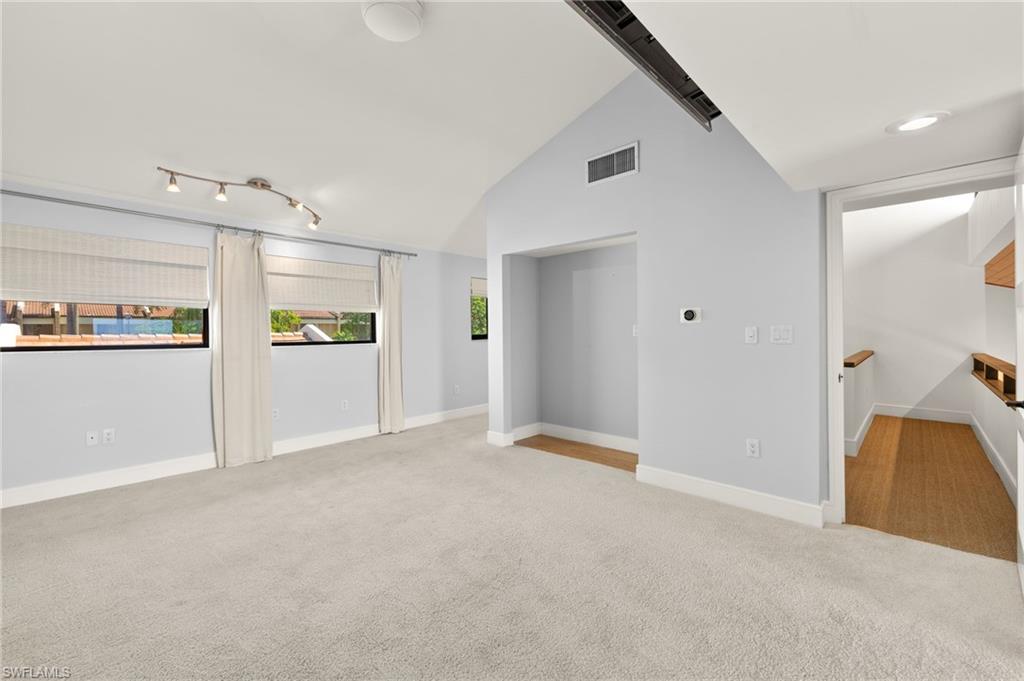 HARBORTOWN - Residential