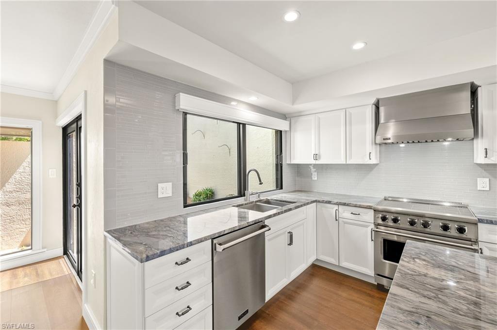 HARBORTOWN - Residential