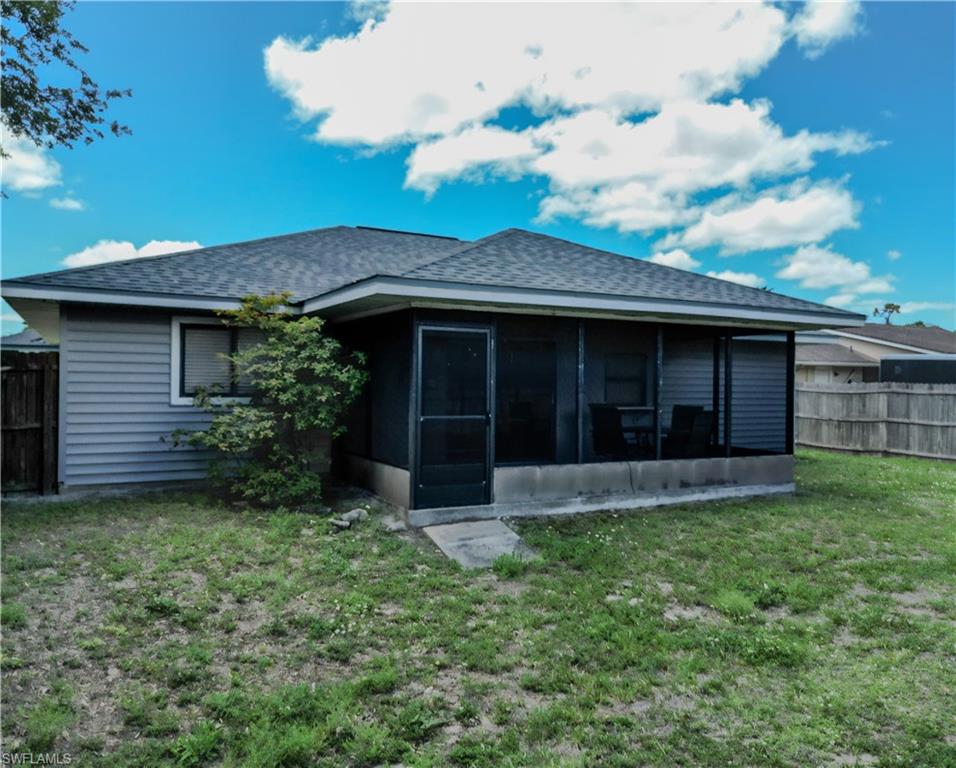 SAN CARLOS PARK - Residential