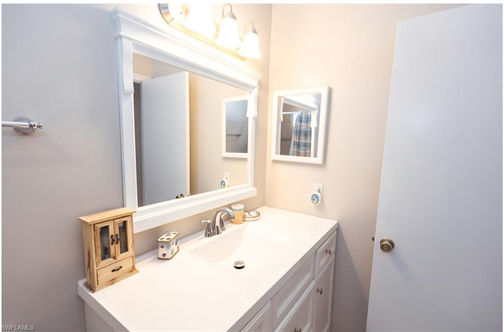 SAN CARLOS PARK - Residential