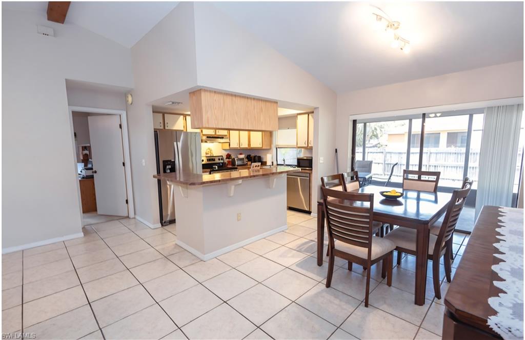 SAN CARLOS PARK - Residential