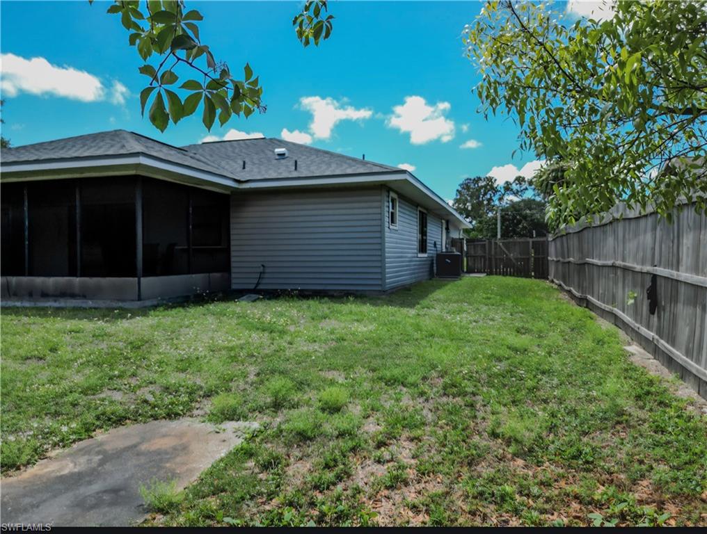 SAN CARLOS PARK - Residential