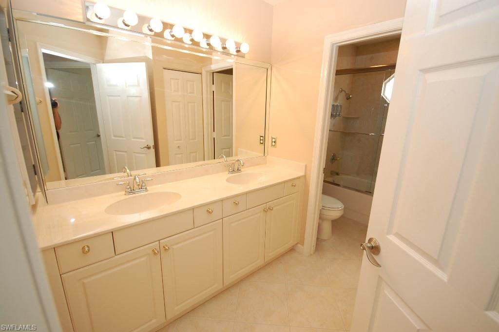 ENCLAVE AT CYPRESS LAKE CONDO - Residential