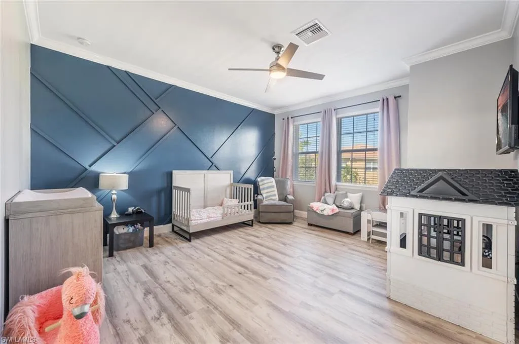 Bonita Springs, Florida 34135, United States, 2 Bedrooms Bedrooms, ,3 BathroomsBathrooms,Residential,Contingent,30800