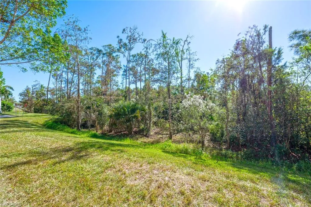 Bonita Springs, Florida 34135, United States, 2 Bedrooms Bedrooms, ,3 BathroomsBathrooms,Residential,Contingent,30800