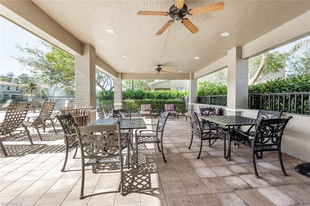 Bonita Springs, Florida 34135, United States, 2 Bedrooms Bedrooms, ,3 BathroomsBathrooms,Residential,Contingent,30800