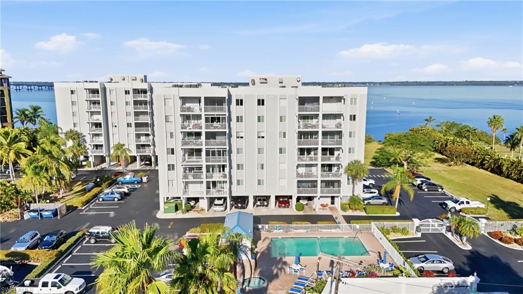 PALM BEACH LANDINGS - Residential