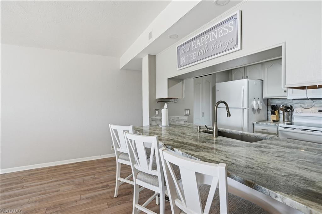 PALM BEACH LANDINGS - Residential