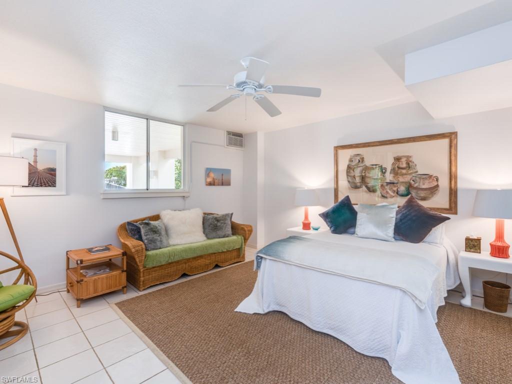 HIDEAWAY BEACH - Residential