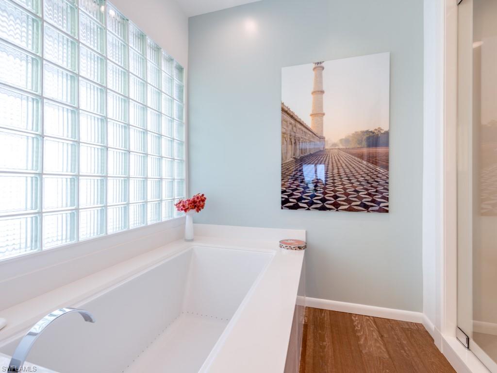 HIDEAWAY BEACH - Residential