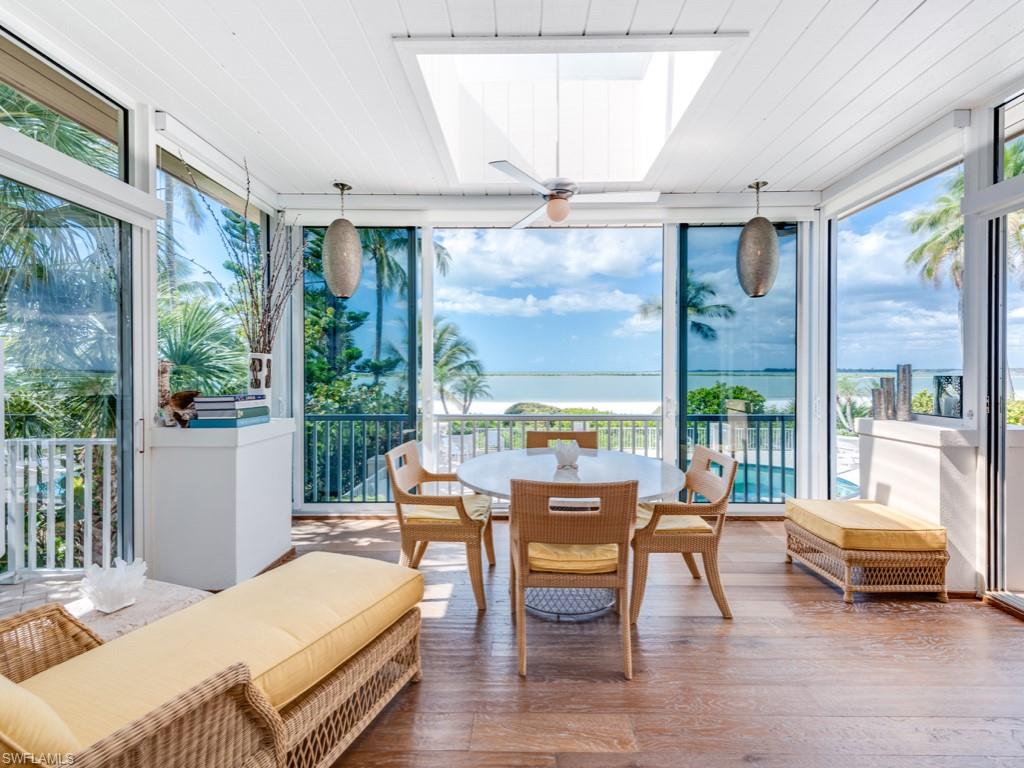 HIDEAWAY BEACH - Residential