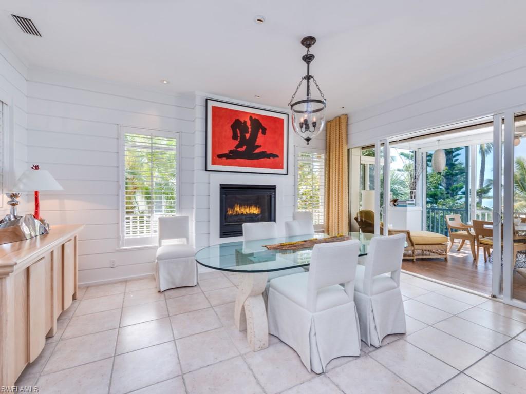 HIDEAWAY BEACH - Residential