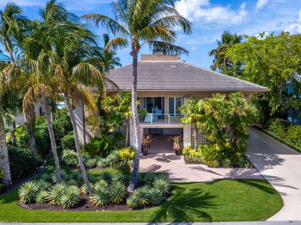 HIDEAWAY BEACH - Residential