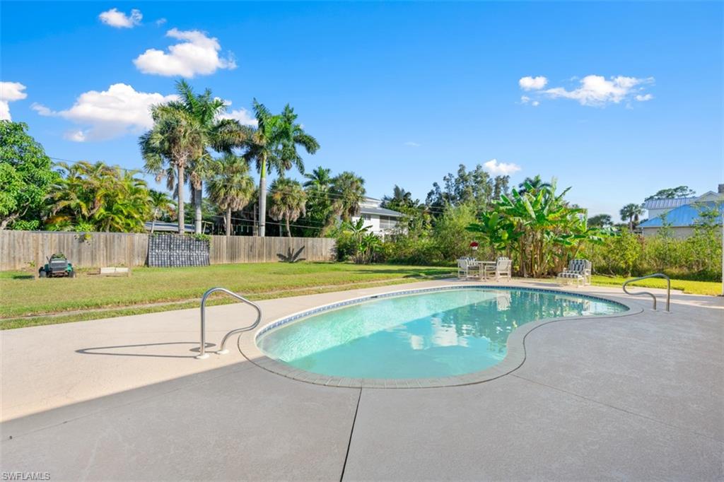 DEEP LAGOON ESTATES - Residential