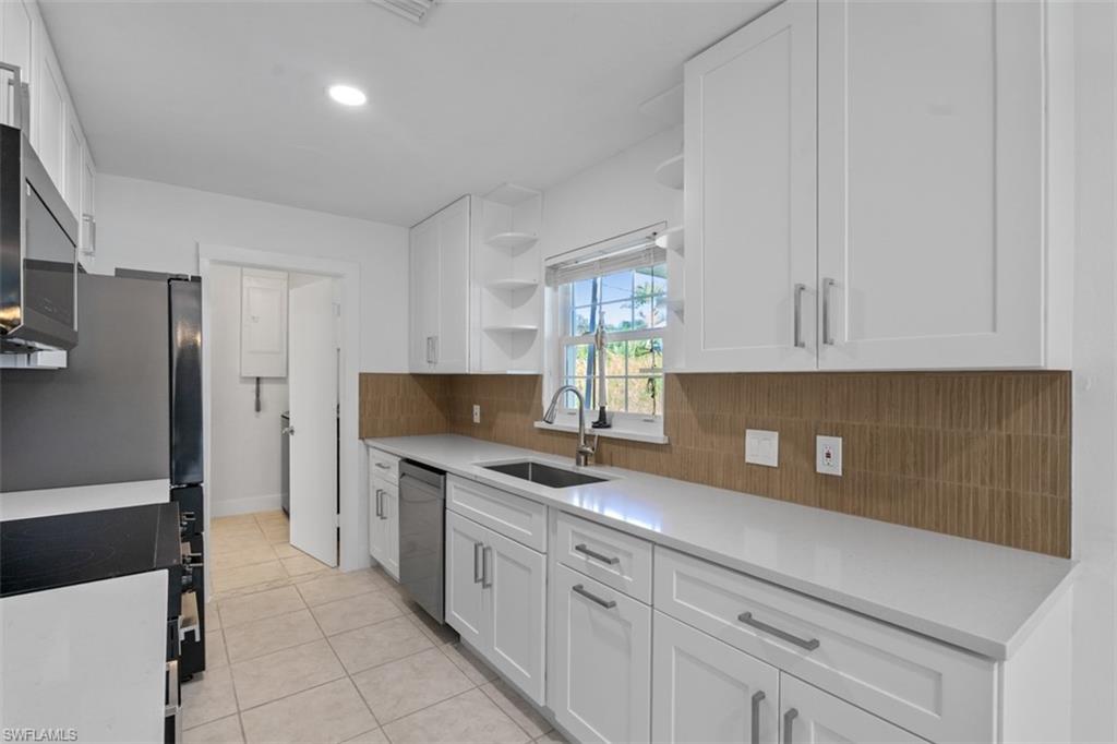 DEEP LAGOON ESTATES - Residential