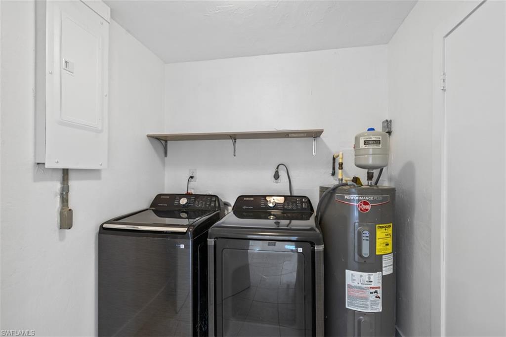 DEEP LAGOON ESTATES - Residential