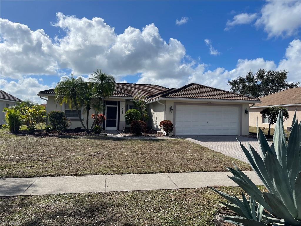 VALENCIA AT ORANGE TREE - Residential Lease