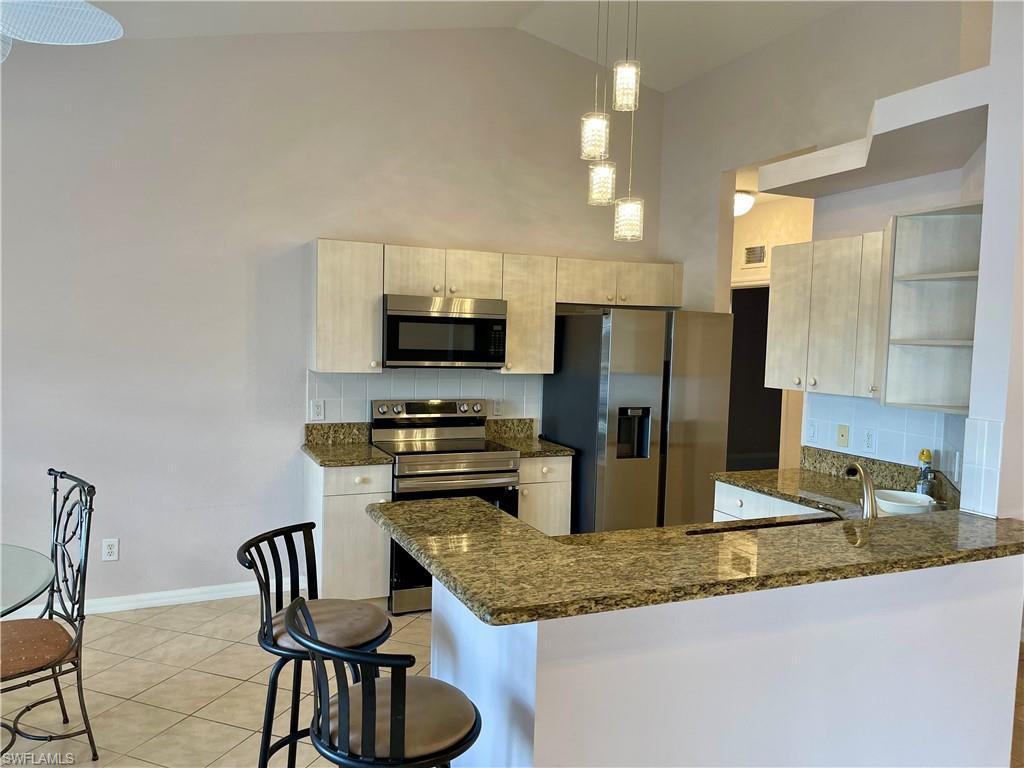 VALENCIA AT ORANGE TREE - Residential Lease