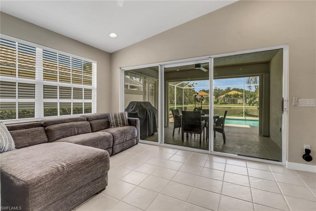 ISLAND WALK - Residential