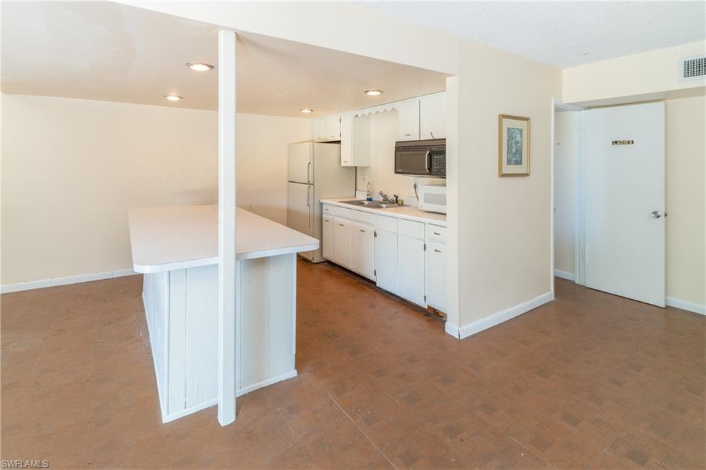 POINCIANA CONDO - Residential
