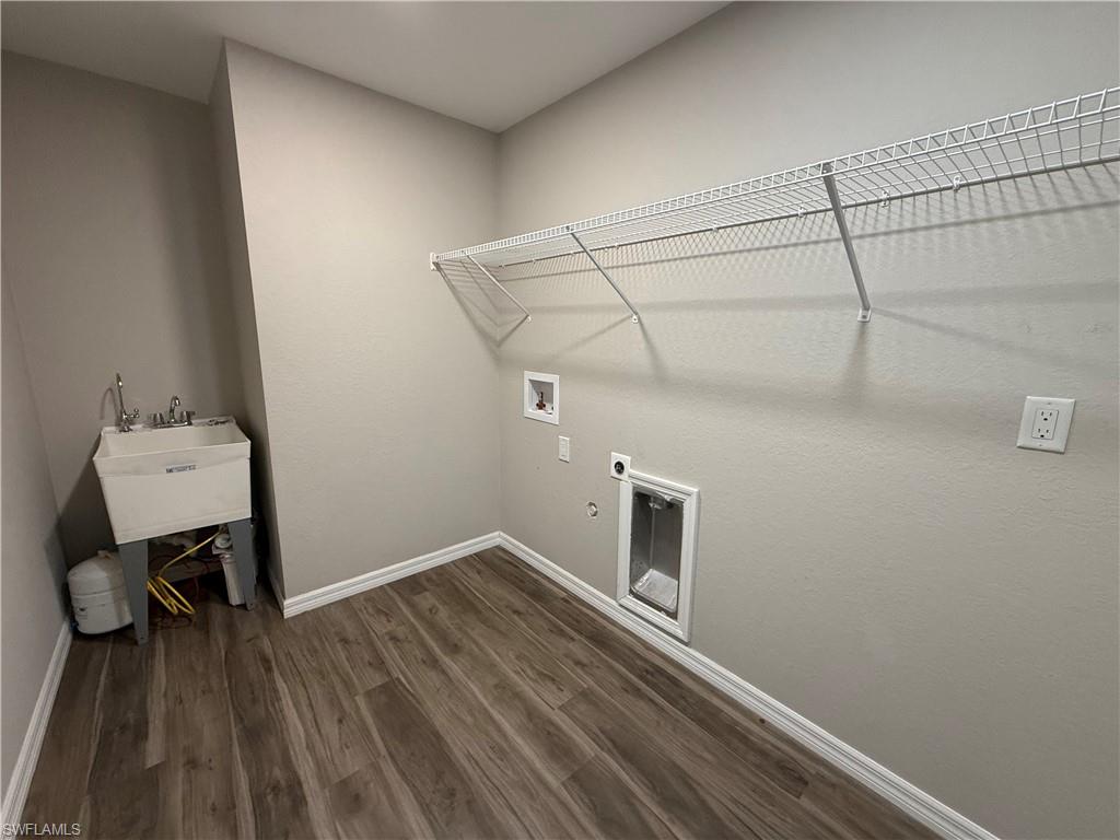 CAPE CORAL - Residential Lease