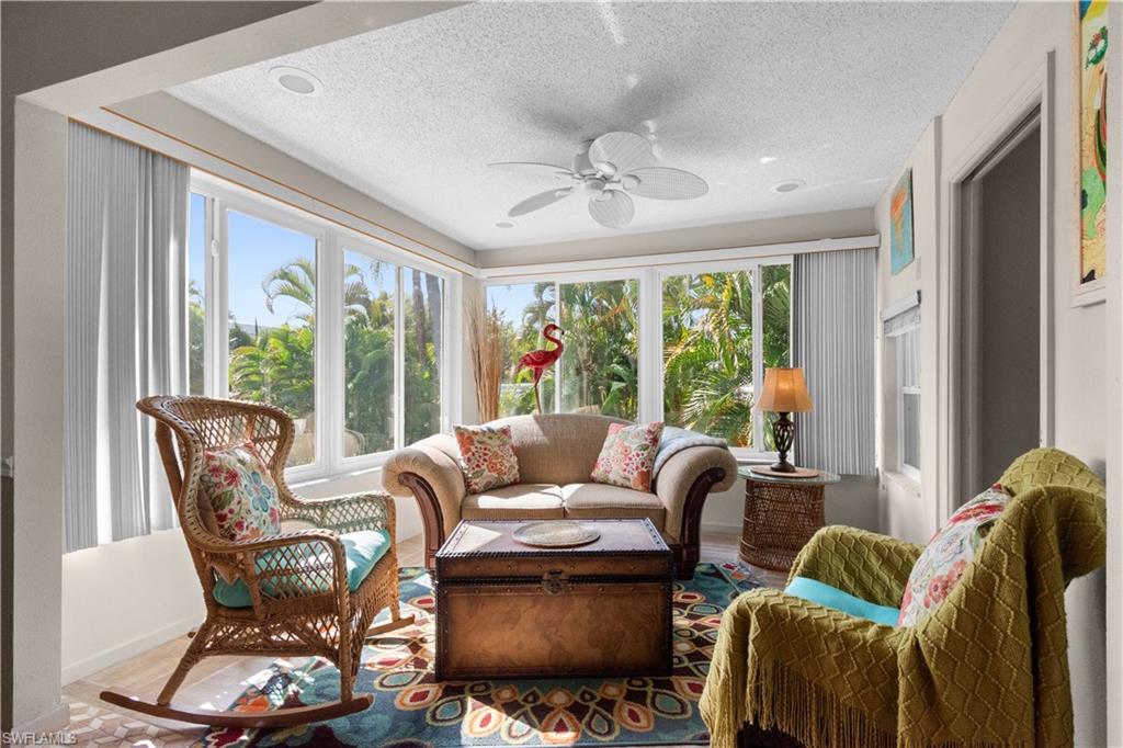 HIDDEN GARDENS - Residential