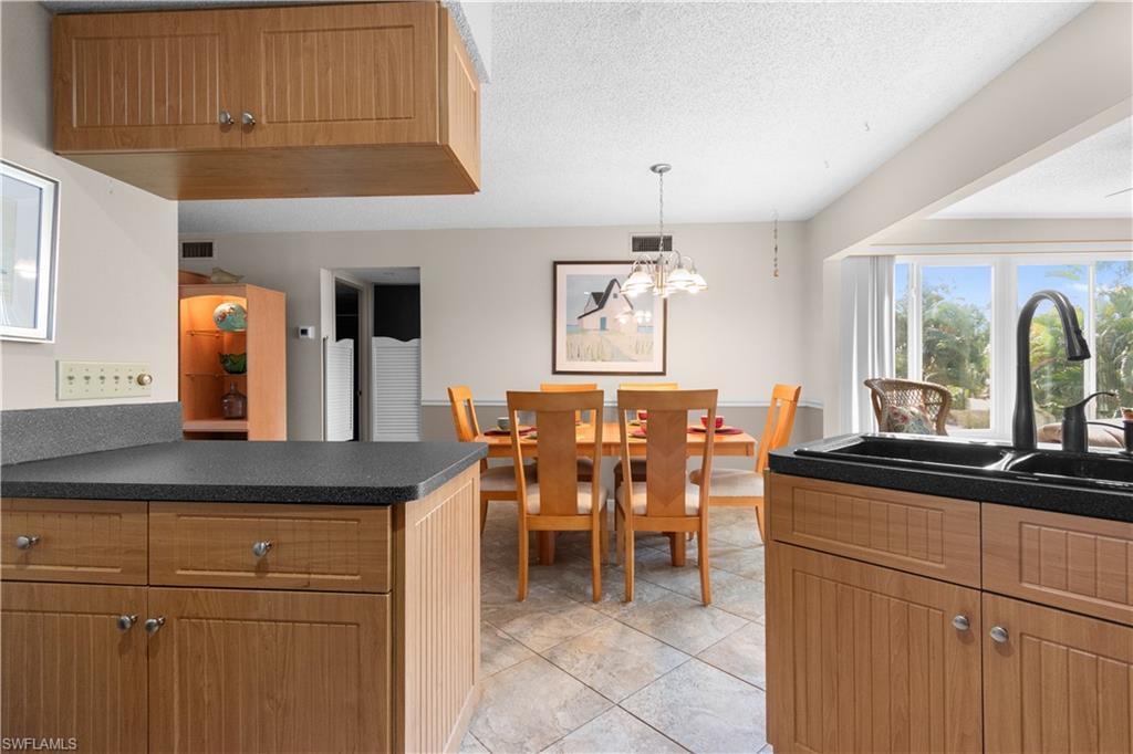 HIDDEN GARDENS - Residential