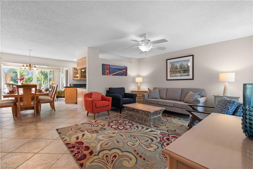 HIDDEN GARDENS - Residential