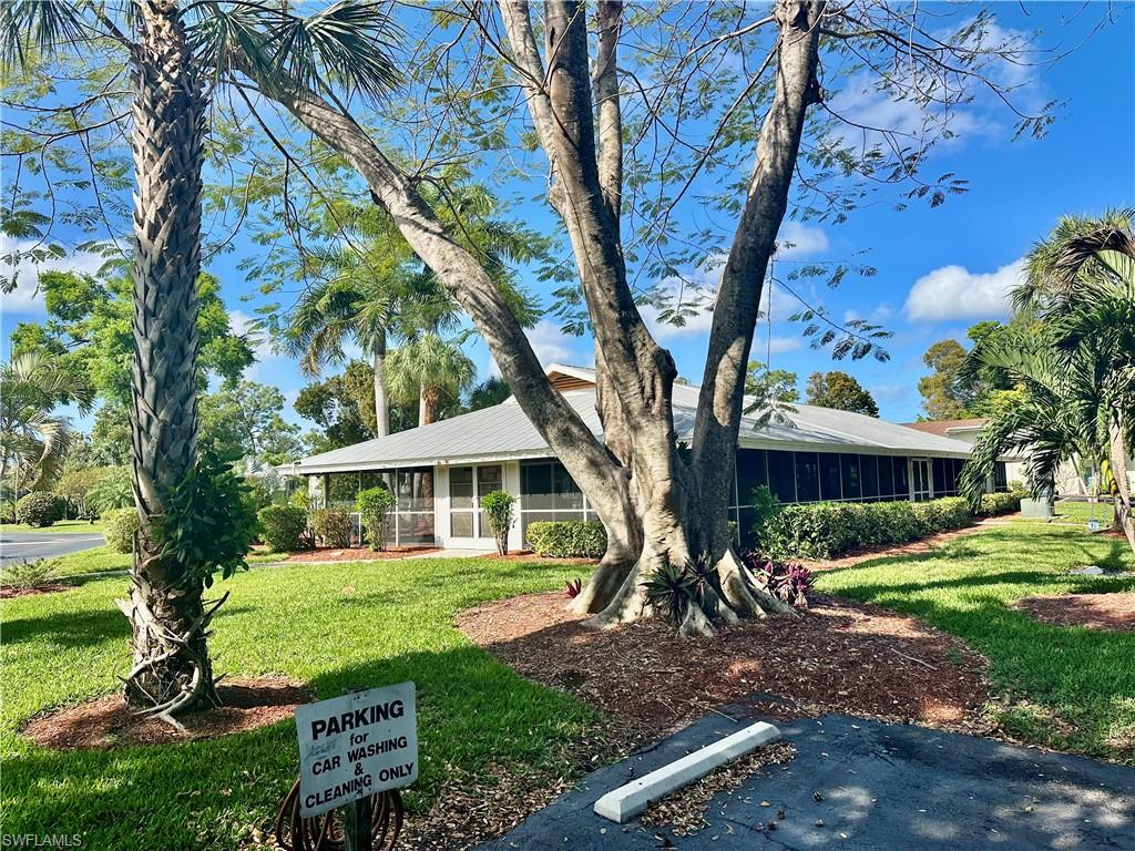 HIDDEN GARDENS - Residential