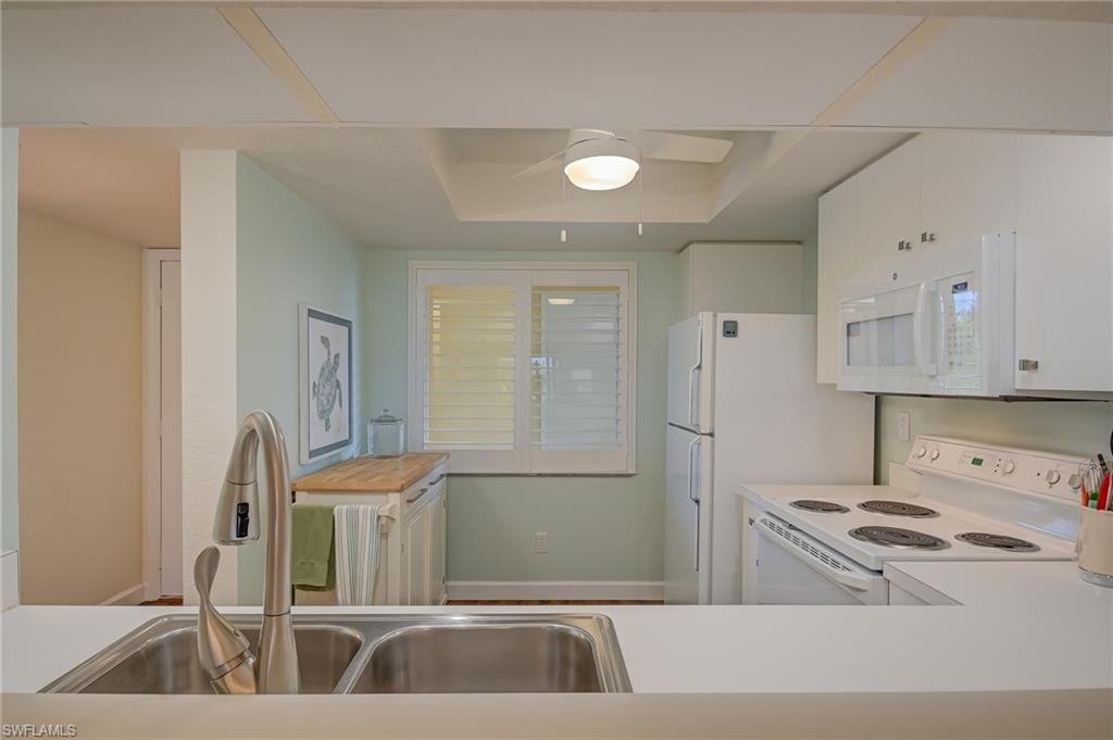 VILLAGES ON COURT SIDE - Residential