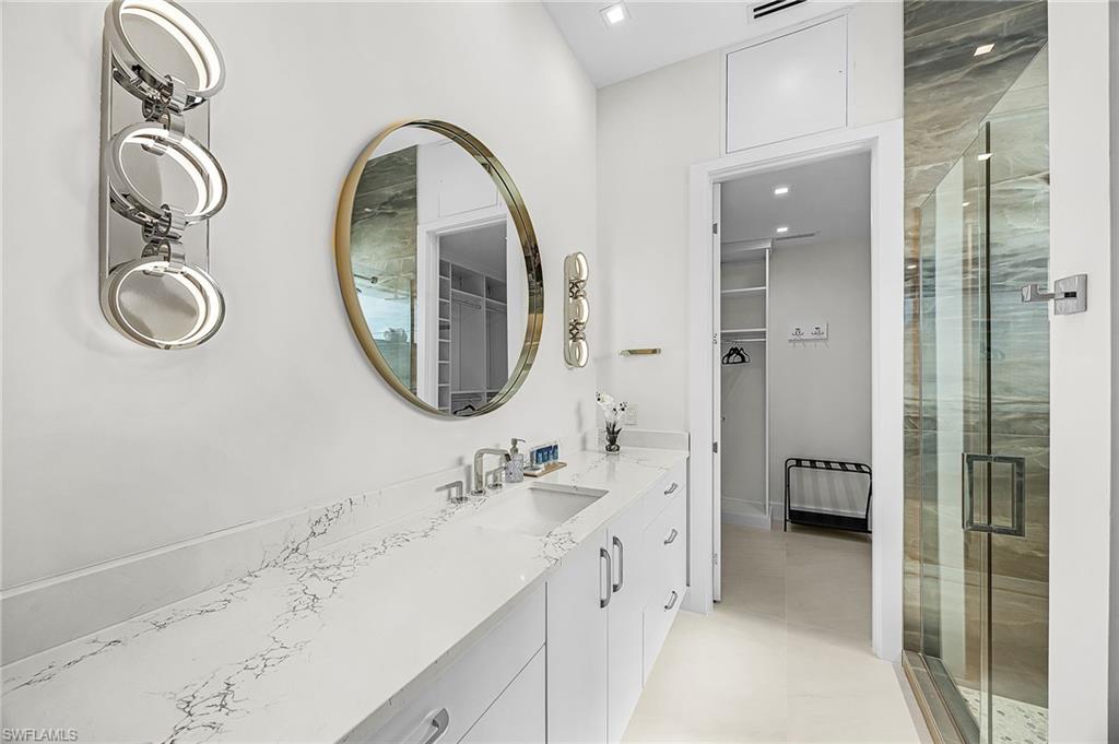 VENETIAN GARDENS - Residential