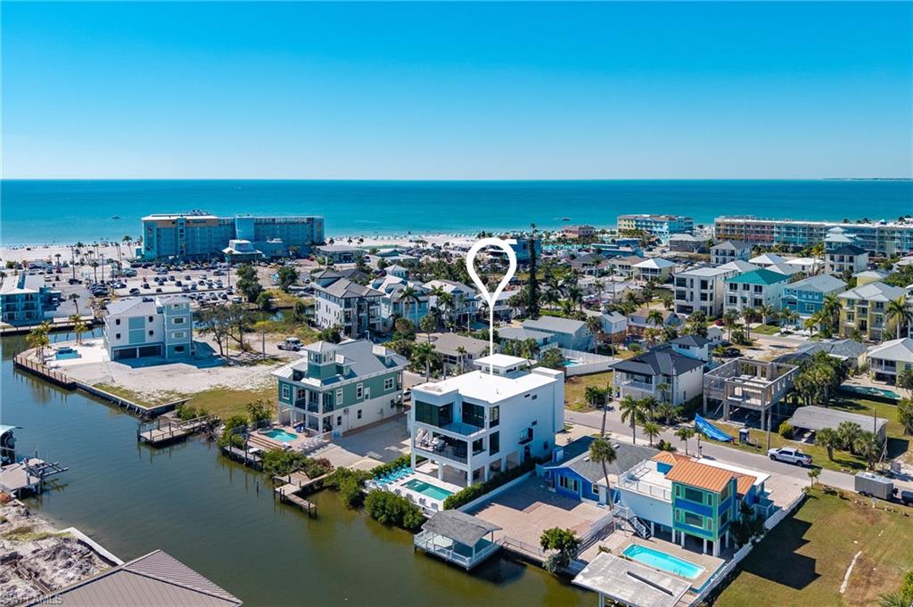 VENETIAN GARDENS - Residential