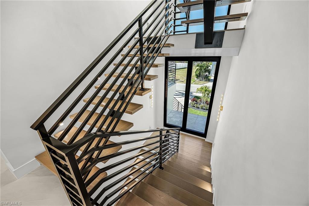 VENETIAN GARDENS - Residential