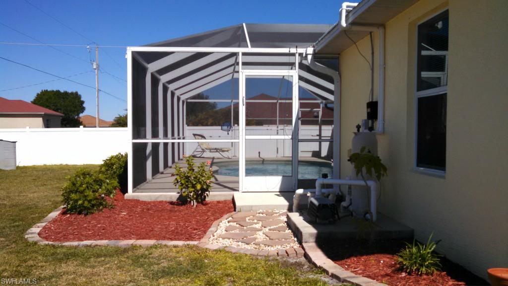 CAPE CORAL - Residential