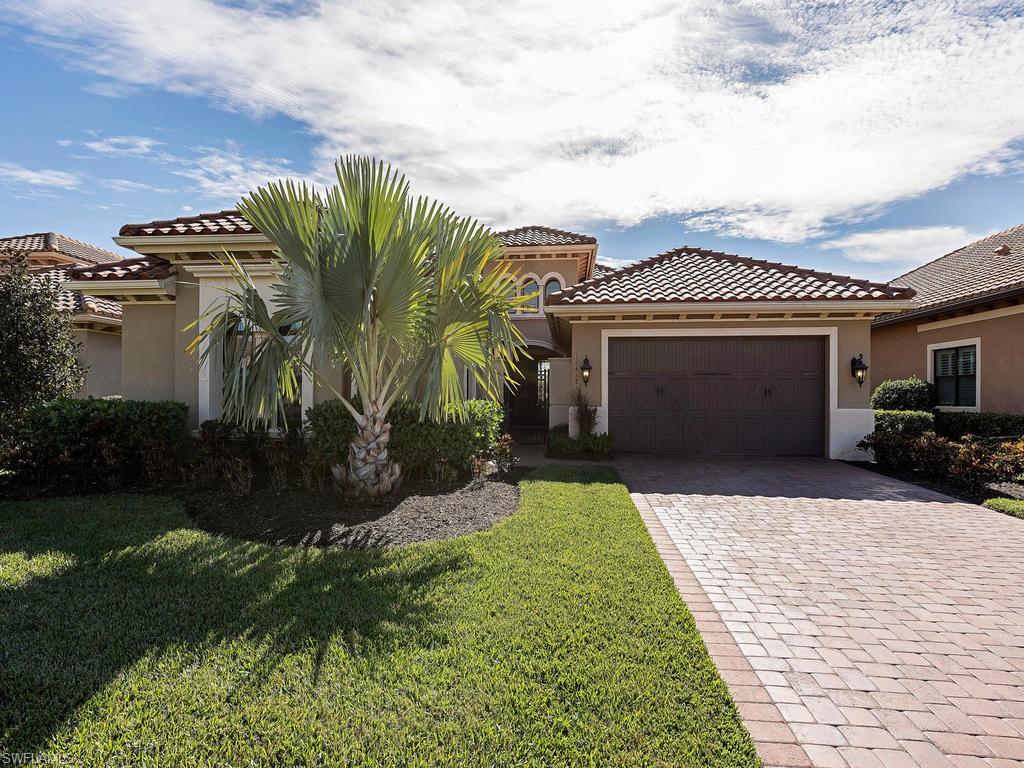 TWIN EAGLES - Residential