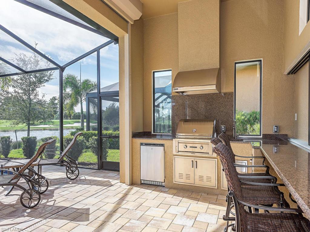 TWIN EAGLES - Residential