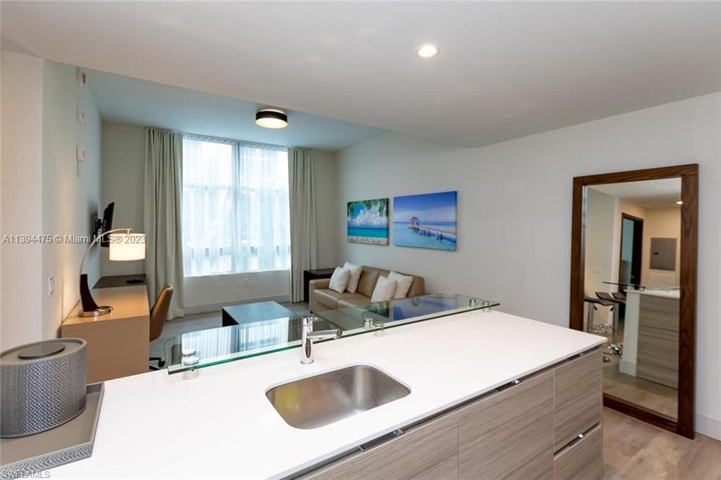 777 N OCEAN DR S302