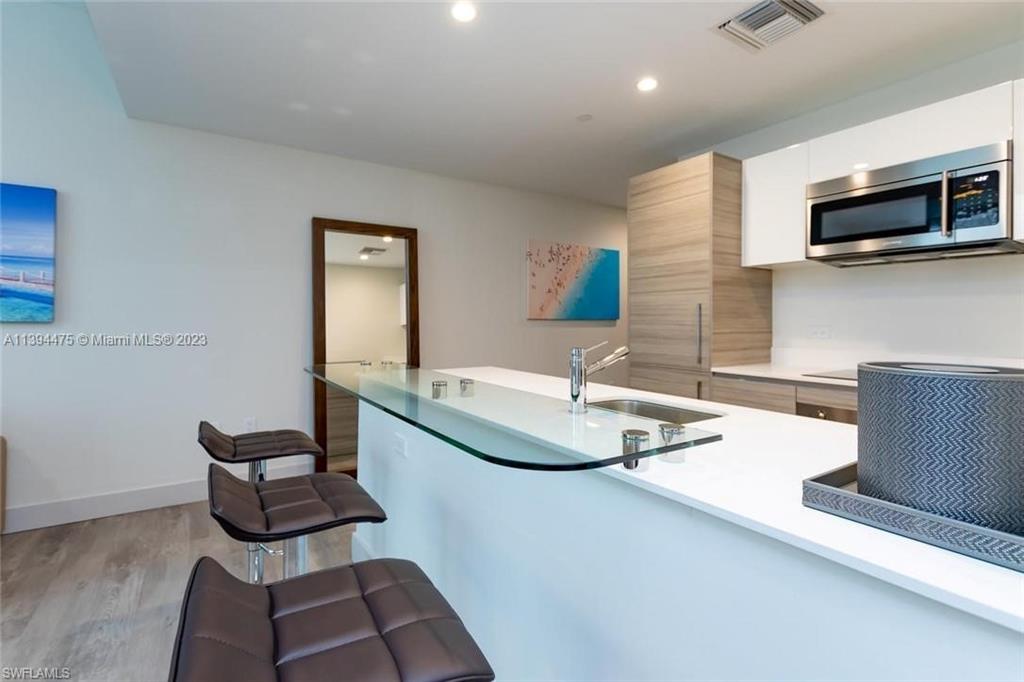 777 N OCEAN DR S302