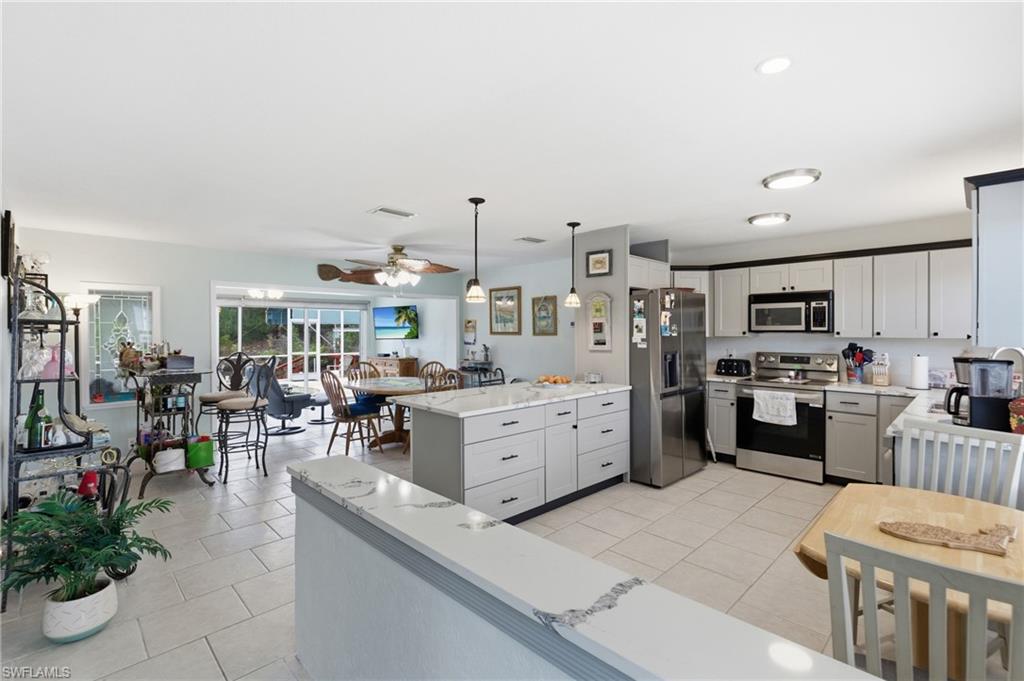 HARBOR HEIGHTS - Residential